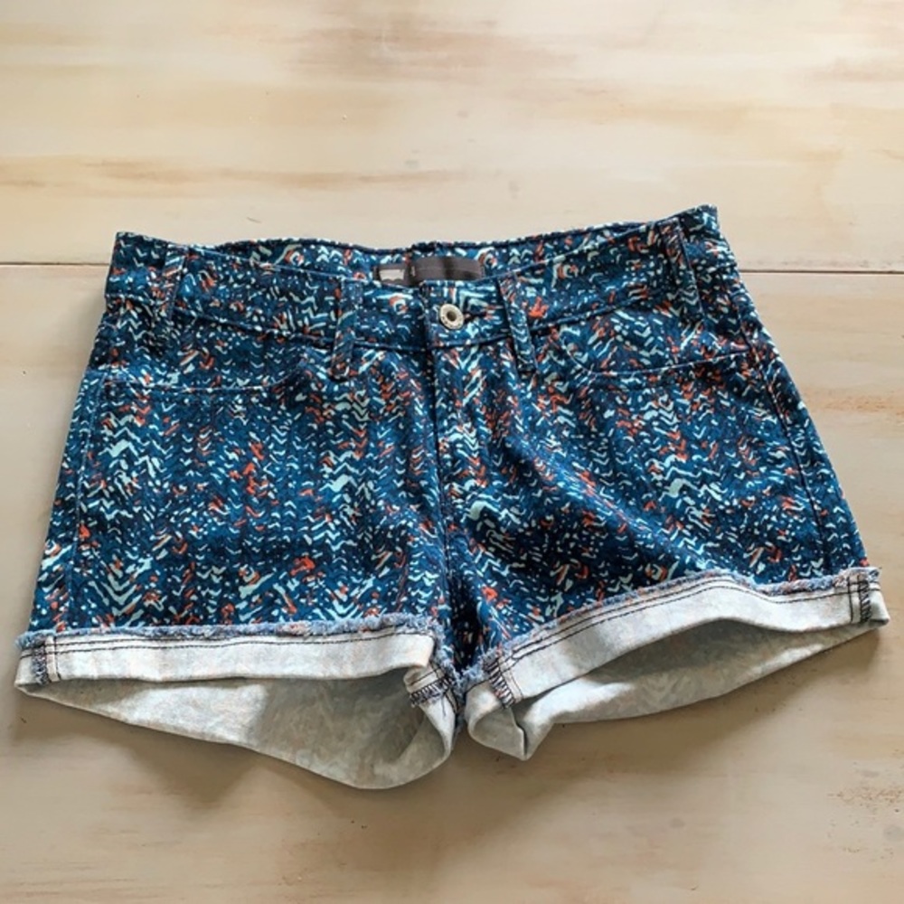 Levi’s Shorts size 4 Pre owned